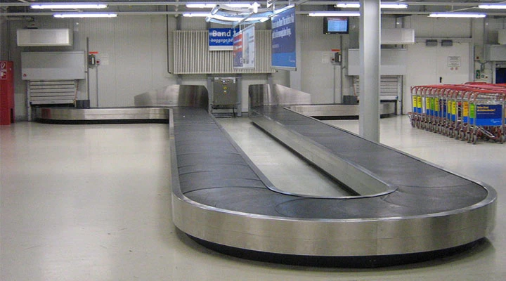 Airport Baggage Conveyor Belt System